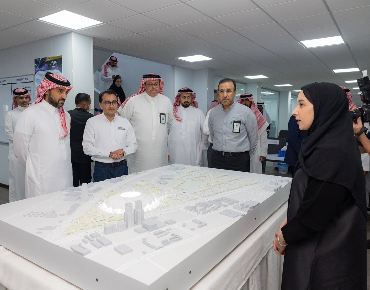 Saudi2034's tweet image. The journey continues in Al Khobar 💚💪

HRH Minister of Sport @abdulaziztf visited Aramco Stadium to check on the rapid progress being made ahead of #Saudi34 🇸🇦