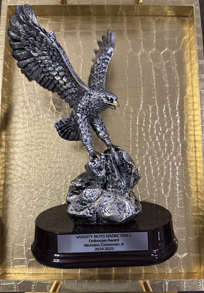 nickcooremanjr's tweet image. Blessed to be honored with the Defensive Award for my performance during the 2024-2025 HS Basketball Season. #AGTG