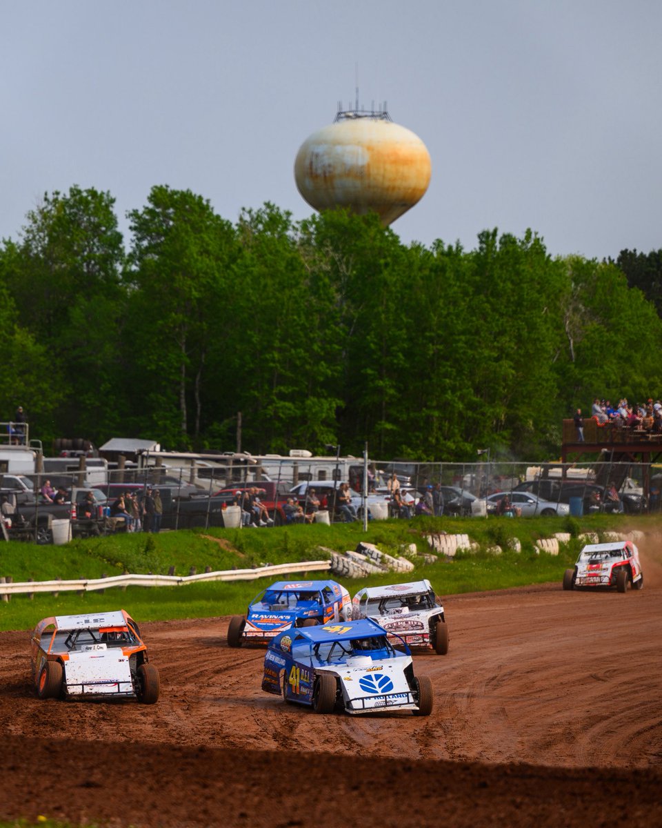 WissotaRacing's tweet photo. Who else loves weekends at the dirt track? https://t.co/ToHQq1ezB2