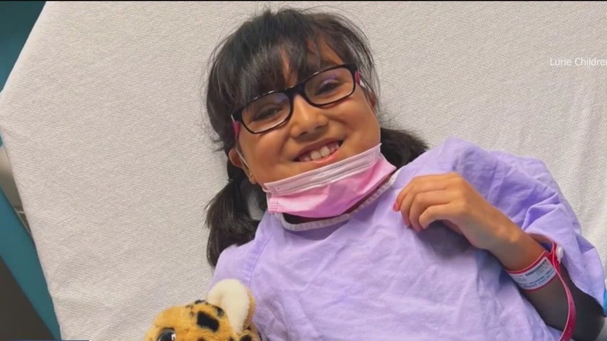 Vivianna at 10 years old is fighting cancer at Lurie Children's, and she's determined to beat it. Here's her story. fox32chicago.com/video/1652317?…