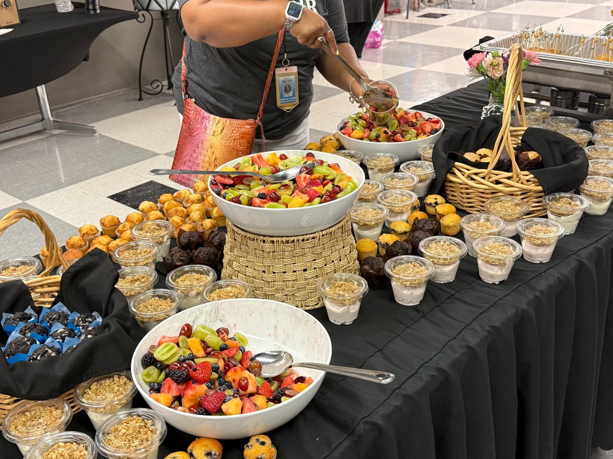 WS/FC Schools (@wsfcs) on Twitter photo 🥳 WS/FCS celebrates our amazing retirees! From classrooms to cafeterias, buses to offices—you’ve all played a role in building brighter futures. Thank you for your service! 🚍📖🍎 #WSFCS #WSFCSRetirees #RetireeBreakfast 🥳 WS/FCS celebrates our amazing retirees! From classrooms to cafeterias, buses to offices—you’ve all played a role in building brighter futures. Thank you for your service! 🚍📖🍎 #WSFCS #WSFCSRetirees #RetireeBreakfast