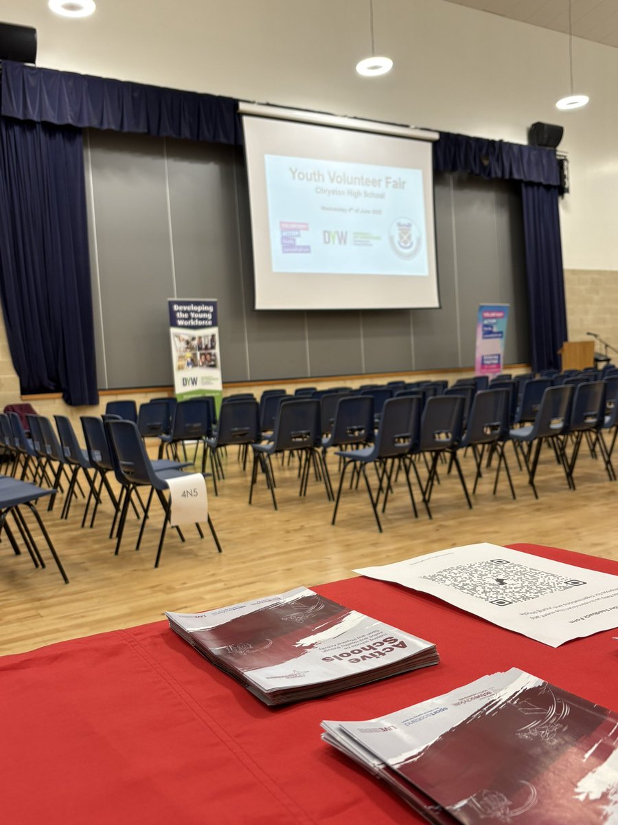 It was great to be back at my old school <a href="/CHS_Chryston/">Chryston High School</a> for their Volunteering Fair on behalf of <a href="/NLActiveSchools/">NLActiveSchools</a> - a well ran event and so worth having 👏