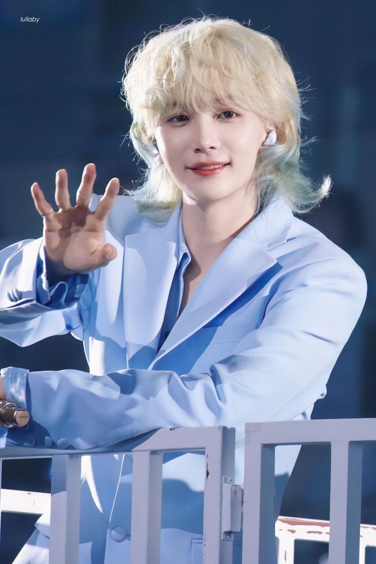 ENFP_XL's tweet image. 곧 있으면 24캐랜 윤정한이 1년전이라고?
진짜로 구라까지마