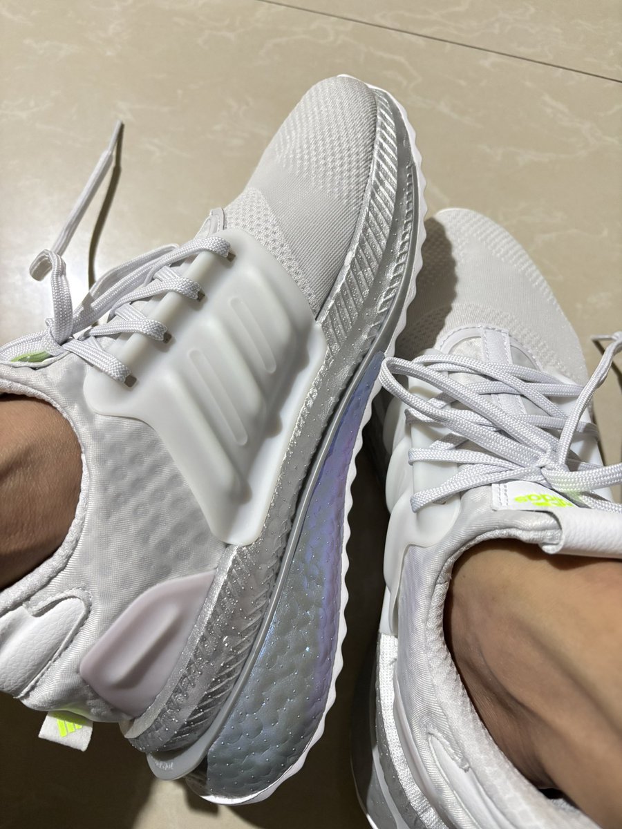 ceritacitraaa's tweet photo. Mau kasi tau kalo mau beli sepatu olahraga bisa bandingin di BLIBLI. Karna harga dari website adidas dan official store di BLIBLI beda jauh ✌🏻🤑
#adidas #fyppppppppppppppppppppppp #sepatuolahraga #sepatumurah #fyp https://t.co/7GE3cIQ4EJ