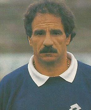 eltoledo.com (@eltoledocom) on Twitter photo Temporada 1993/94: Fernando Zambrano, entrenador del <a href="/RayoVallecano/">Rayo Vallecano</a>
Jugador del <a href="/CD_Toledo/">C.D. Toledo 🦅💚⚪️</a> en la temporada 1979/80 en Tercera División.
#Toledo #CDToledo #RayoVallecano Temporada 1993/94: Fernando Zambrano, entrenador del <a href="/RayoVallecano/">Rayo Vallecano</a>
Jugador del <a href="/CD_Toledo/">C.D. Toledo 🦅💚⚪️</a> en la temporada 1979/80 en Tercera División.
#Toledo #CDToledo #RayoVallecano