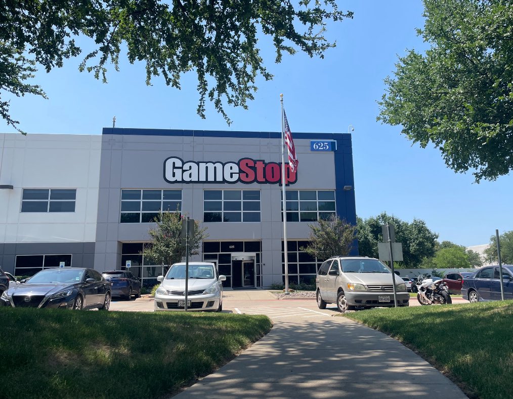 6days1week's tweet image. For the 3rd year now, I was able to travel to Grapevine to view the GME shareholder list along with @BearkatMitch. We will be participating in a space call today (5pm eastern) hosted by @whydrs and @JFWooten4 to share some recent findings and answer questions. I have included a…