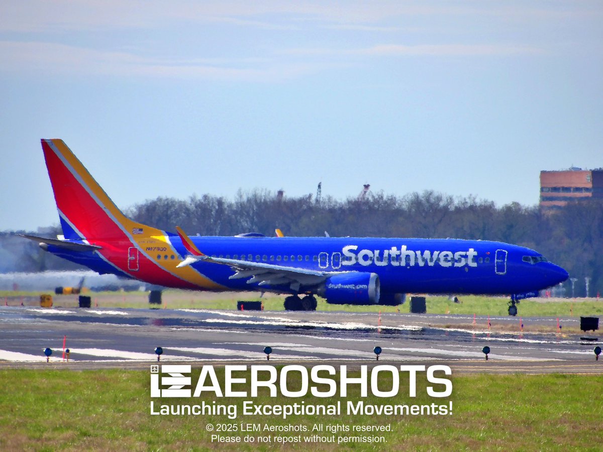 LEMAeroshots's tweet image. Love to the MAX! -LEM 😉💙❤️💛🤗

✈️ @SouthwestAir @Boeing 737 MAX 8 🎨 Heart Livery 🔢 #N8790Q 📍 DCA (@Reagan_Airport) 🛬 Runway 1 🗓️ April 4, 2024 📸 @Kodak @KodakPIXPRO AZ528

#LEMAeroshots #FlyReagan #DCA #Southwest #SouthwestHeart #Boeing737 #Boeing737MAX #Landing #TeamMWAA