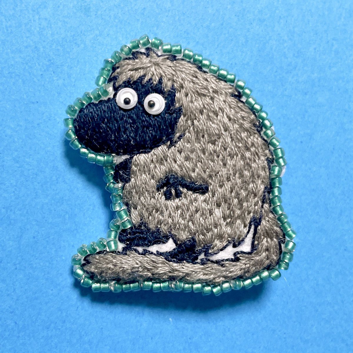 新作ムーミン刺繍は目が動くご先祖さま👀