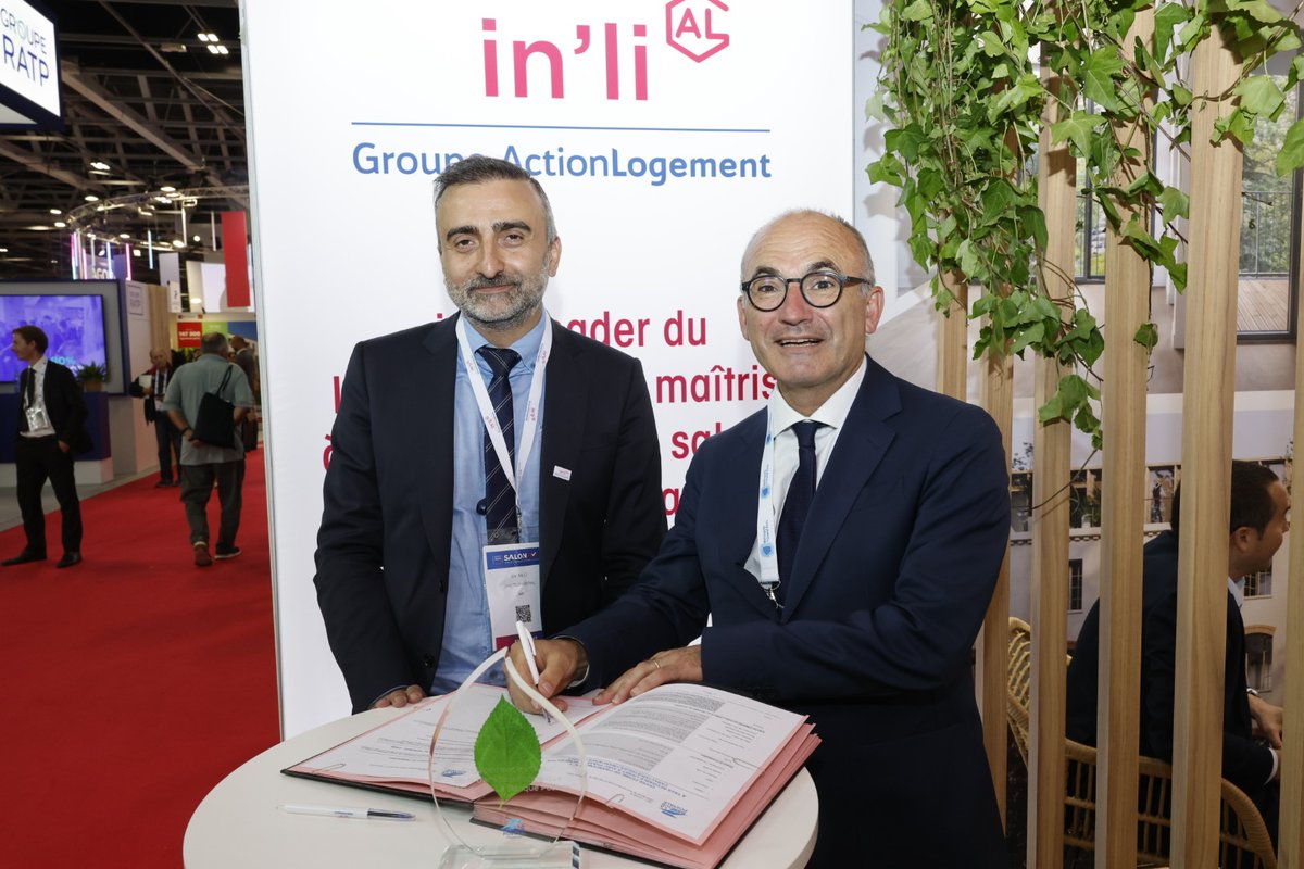 Signature d’un prêt vert hypothécaire de 24m€ entre in’li et <a href="/LaBanquePostale/">La Banque Postale</a>

In’li signe avec <a href="/LaBanquePostale/">La Banque Postale</a> un prêt vert hypothécaire de 24m€ pour 30 ans et destiné à financer 151 logements à prix maîtrisé répartis sur 2 opérations

+ d'infos 👉 bit.ly/43LMaXS