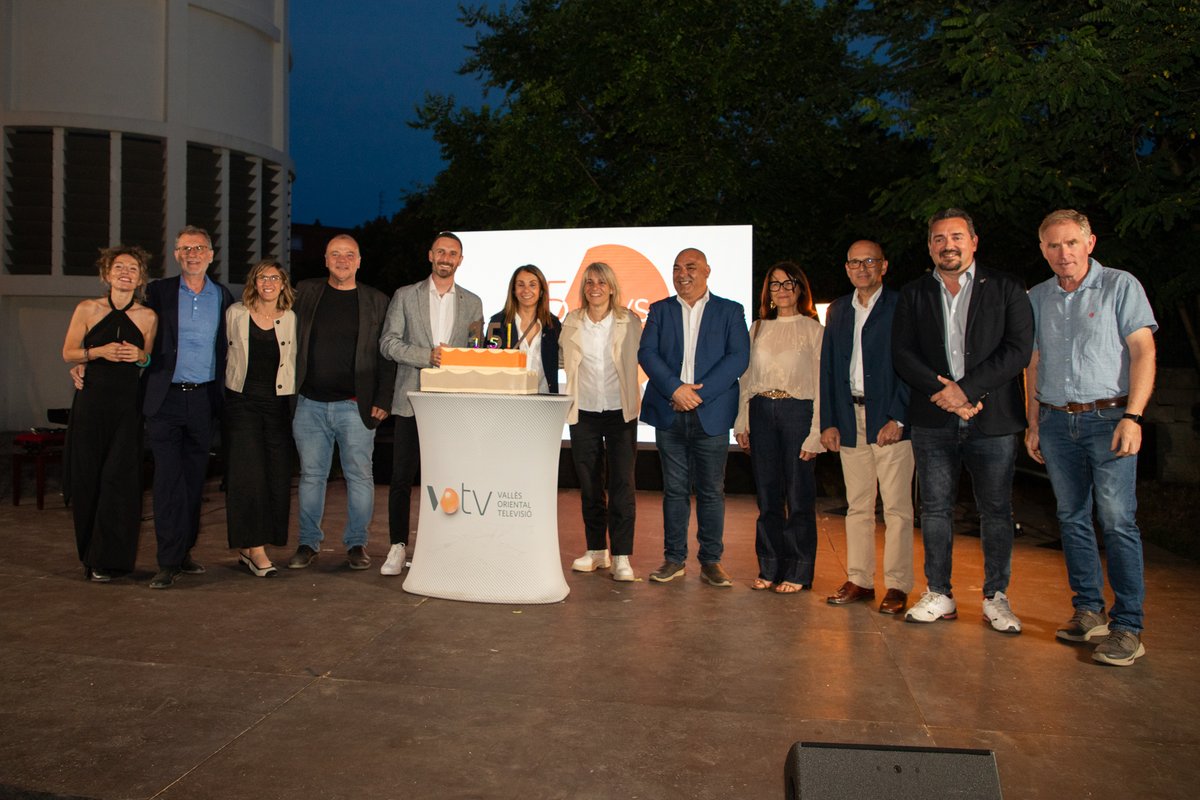VOTV celebra 15 anys d’informació de proximitat al Vallès Oriental. <a href="/VOrientalTv/">VOTV</a> 
L’alcalde de #lesFranqueses, Juan Antonio Corchado Ponce, ha assistit a l’acte commemoratiu juntament amb alcaldes del Consorci Teledigital Granollers.
Felicitats a tot l'equip i per molts anys més!
