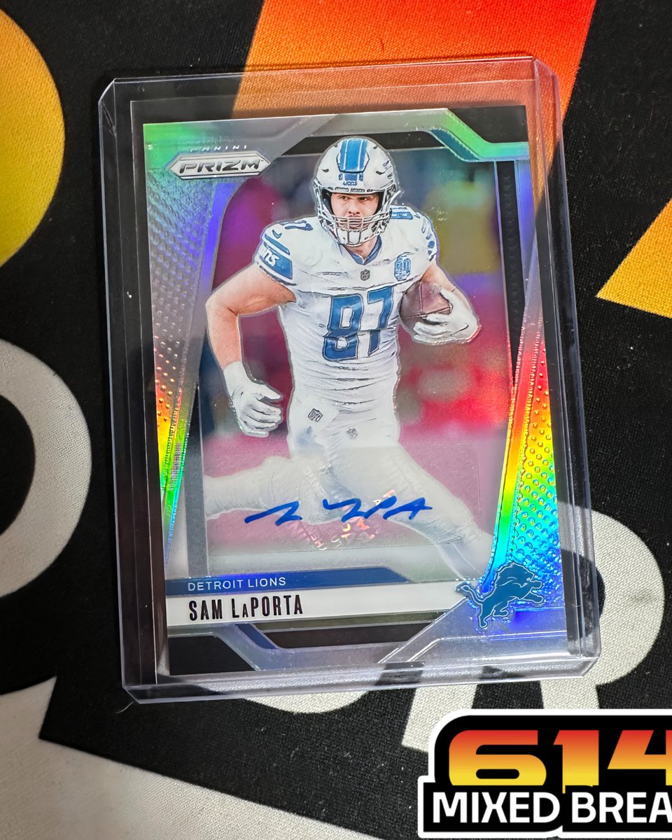 MixedBreaks614's tweet photo. 🔥Laporta Silver Auto &amp; Josh Allen National Pride Honeycomb

Keep or sell these?? 👀 https://t.co/umpzk8JMGG