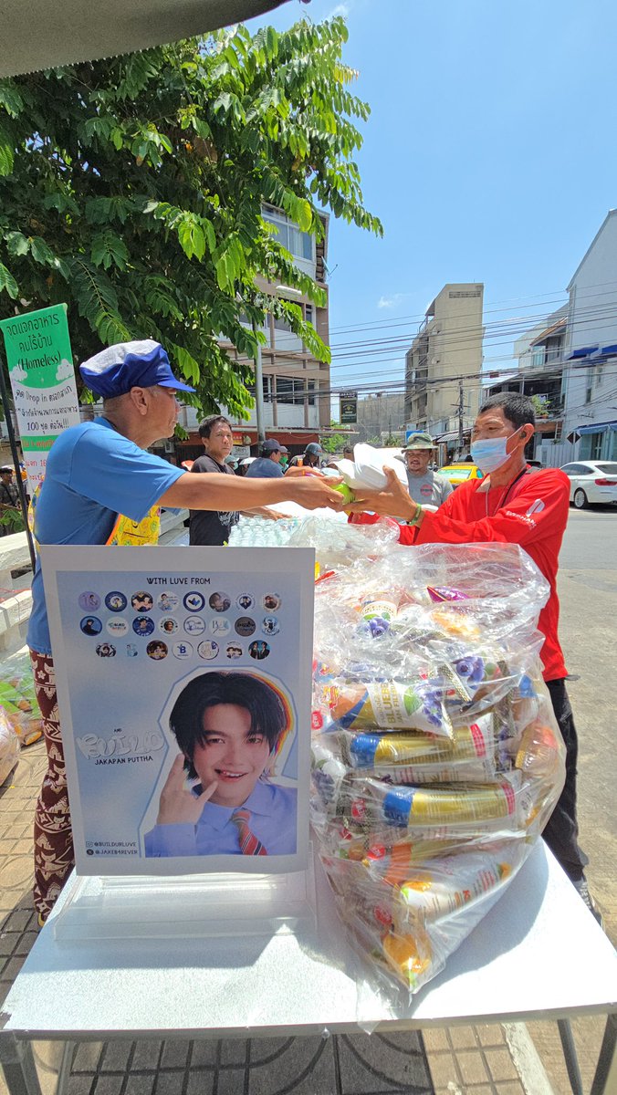 build_uruguay's tweet image. ✨️𝑆𝑤𝑒𝑒𝑡 𝑆𝑚𝑖𝑙𝑒𝑠 𝑥 𝐵𝑙𝑢𝑣𝑒✨️

We can share the first part of a special project!
With a lot of love, we&apos;re carrying out an action that fills our hearts: donating food sets to those who need it the most 💙

HBD BUILD NEXT LEVEL DAY
#Chapter31WithBuild
@JakeB4rever