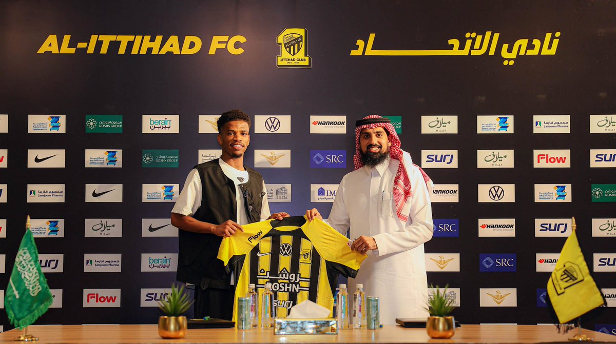 محمد علي (@brna4z) on Twitter photo كما أشكر أخي العزيز ووكيل أعمالي عبدالله بن نجيب الحسين على مجهوداته المبذولة طوال الفترة الماضية
<a href="/Alhussain_a14/">عبدالله بن نجيب الحسين</a> كما أشكر أخي العزيز ووكيل أعمالي عبدالله بن نجيب الحسين على مجهوداته المبذولة طوال الفترة الماضية
<a href="/Alhussain_a14/">عبدالله بن نجيب الحسين</a>