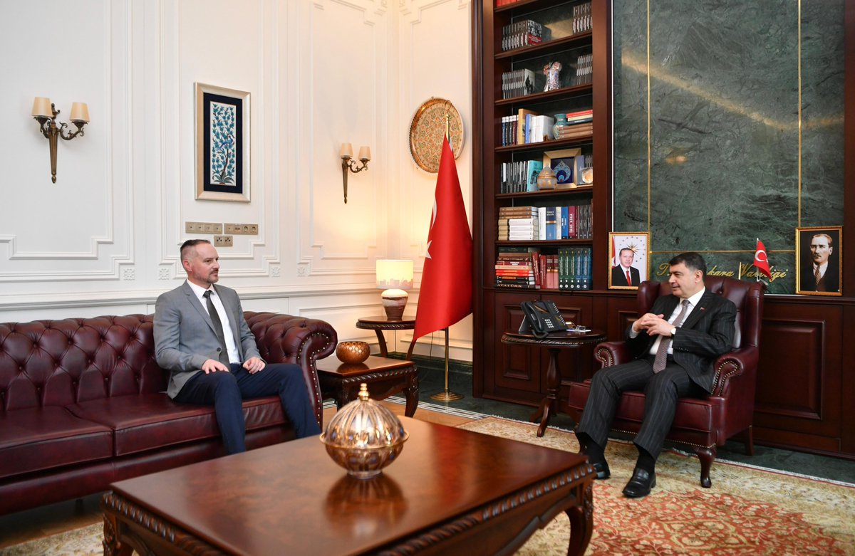 Ekvador Ankara Büyükelçisi Pedro Vintimilla Vega, Vali Vasip ŞAHİN'i makamında ziyaret etti.
