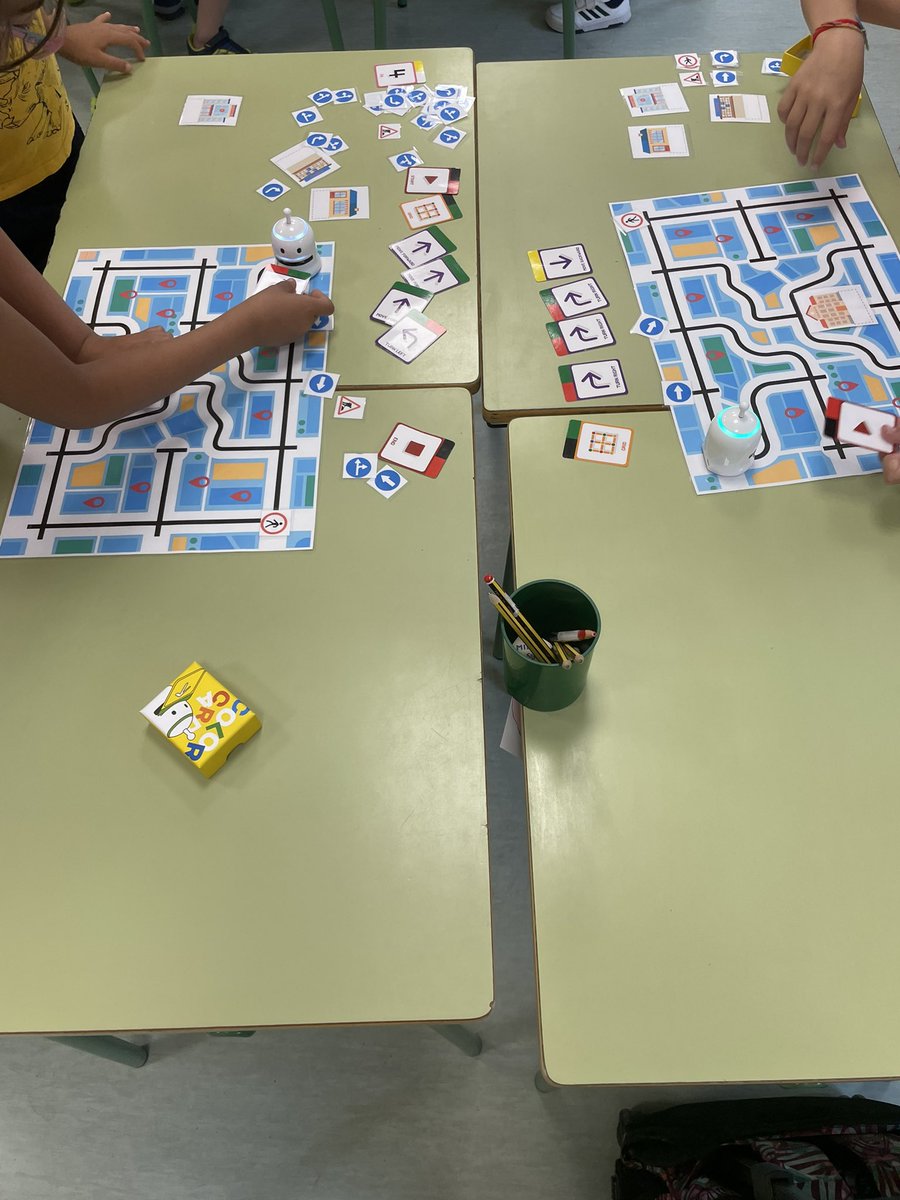 daniel_albertos's tweet image. Hoy en el CEIPS Salvador Dalí de Fuenlabrada nos hemos divertido aprendiendo educación vial de la mano de True True y #CodigoEscuela4_0_Madrid