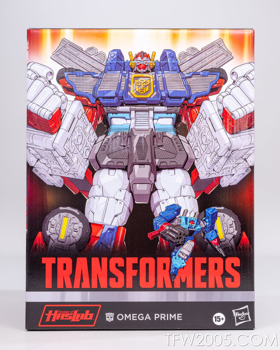 TransformersHQ1's tweet photo. A look at HasLab Omega Prime!
📸: @tfw2005
#Transformers #OmegaPrime #Hasbro https://t.co/7Z3ITAy74E
