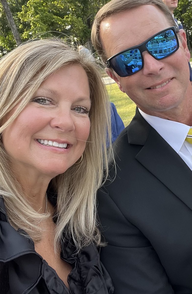 _duanecase's tweet image. Happy birthday @PHES3rdgrade! I hope you have a great day. Love you.