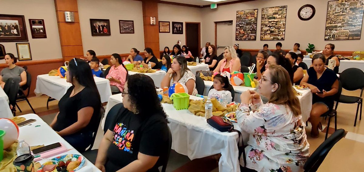 LFCISDFamEngage's tweet image. Thank you @LosFresnosCISD families for participating in an evening meeting & presentation concluding a 3 part series on Positive Mindset. Thank you Mrs. Valenzuela for the valuable tools! #onecommunity @jmcdonough33