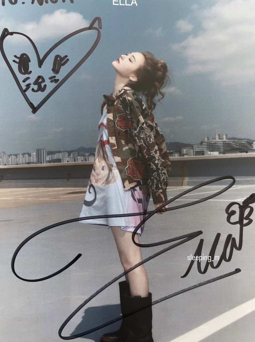 sleeping_mmm's tweet photo. super kawaii~🦋

#MEOVV #미야오 #ミヤオ #ELLA #엘라 #エラ #SOOIN #수인 #スイン https://t.co/ANxJQW8qEe