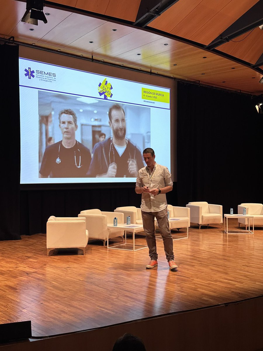 Síndrome coronario agudo tipo 2
de la mano de <a href="/serparju/">Sergio Pardo Juan</a> 

📍 Estamos en la sala Miguel Ángel Clares

💥 Formación práctica, casos reales y claves para no fallar ante un SCA💙
#SEMES2025 #Urgencias #SCA #Cardiopatiaisquemica