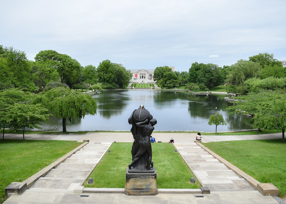 TakeaHikeCLE's tweet image. Saturdays are for @inthecircle! Join us at 10am for a free guided tour of one of Cleveland’s most iconic neighborhoods—home to world-class museums, hospitals, and universities, all packed into one walkable district. Come Take a Hike with us: takeahikecle.com/university-cir…