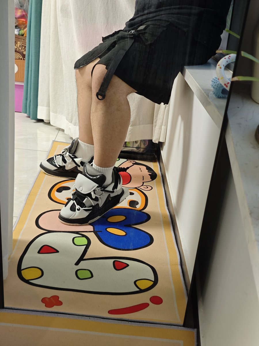 FeiQAQ's tweet photo. 好看的鞋子～ https://t.co/85fGoqtuPC