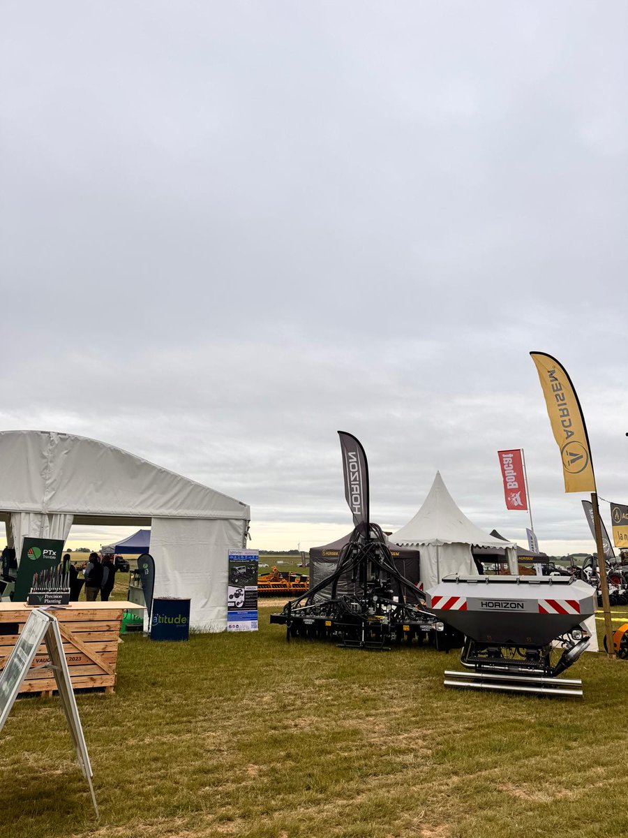 HorizonAgri's tweet image. We are at Innov-Agri!
Alongisde our dealer Latitude Groupe, Horizon France are showcasing the MDSX mounted no-till disc drill and FT2200 front hopper. Stop by and say hello, we are stand A09!
#regenerativeagriculture #PrecisionFarming #FarmingInnovation #sustainablefarming