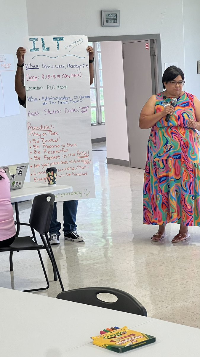 LizMillerMEd's tweet photo. Carrizo-Springs leaders are creating effective leadership teams, The Wildcat Way with Jessica Worthington today. Powerful work for school and district leaders! @NIETteach https://t.co/rRLRS1R9ig