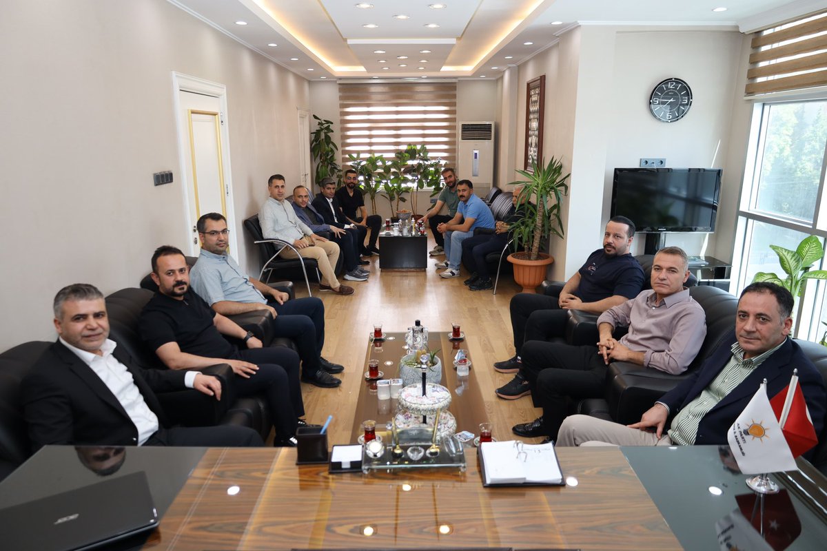 📍Şanlıurfa / Ak Parti İl Başkanlığı

AK Parti Şanlıurfa İl Başkanı Sn.Mehmet İlhami Günbegi’yi, Şanlıurfa Şube Başkanımız Sn.Abdulkadir Yabir, Adıyaman Şube Başkanımız Yakub Çelik ve yönetim kurulu üyelerimizle birlikte ziyaret ettik.

Gösterdiği ilgi, hoşsohbeti ve nezaketinden