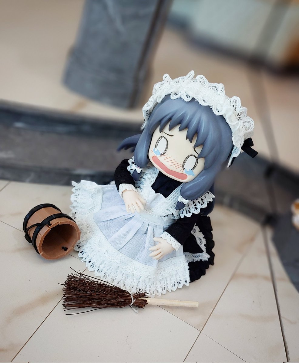 우리 집 덜렁이 메이드🧹🫧

<a href="/ninimal_/">니니멀 NINIMAL</a> 
<a href="/cool_3dstory/">쓰리디 스토리</a> 
#미니어처컴퍼니