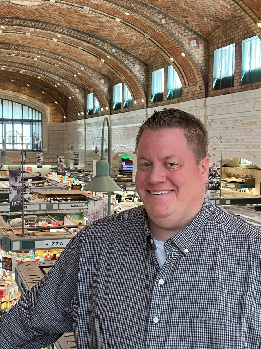 Alumni Spotlight: Patrick Evans '04

Patrick Evans says that he credits Ignatius with teaching him how to think critically through a moral lens, a lesson that has stayed with him throughout his career.

Now, as Director of Marketing for the Cleveland Public Market Corporation,