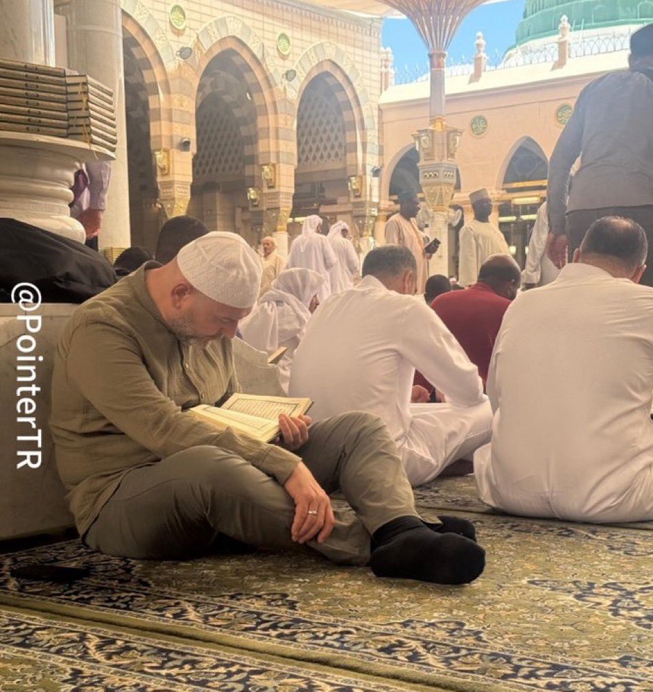 Süleyman Soylu ve Fotoğrafçısı Hacı oldu