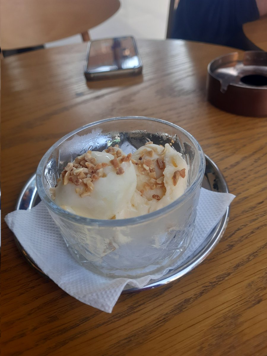 Bu günde eş dost esnaf kardeşlerime kitleme yaptığıma göre akşam 101 oynamaya gidebilirim 🤣