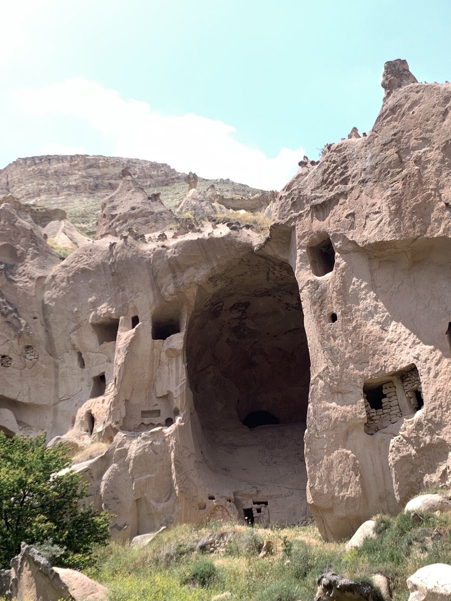 Ya en Cappadocia, 🇹🇷! Yo creo que aquí se inspiraron para algunas locaciones y look Star Wars.