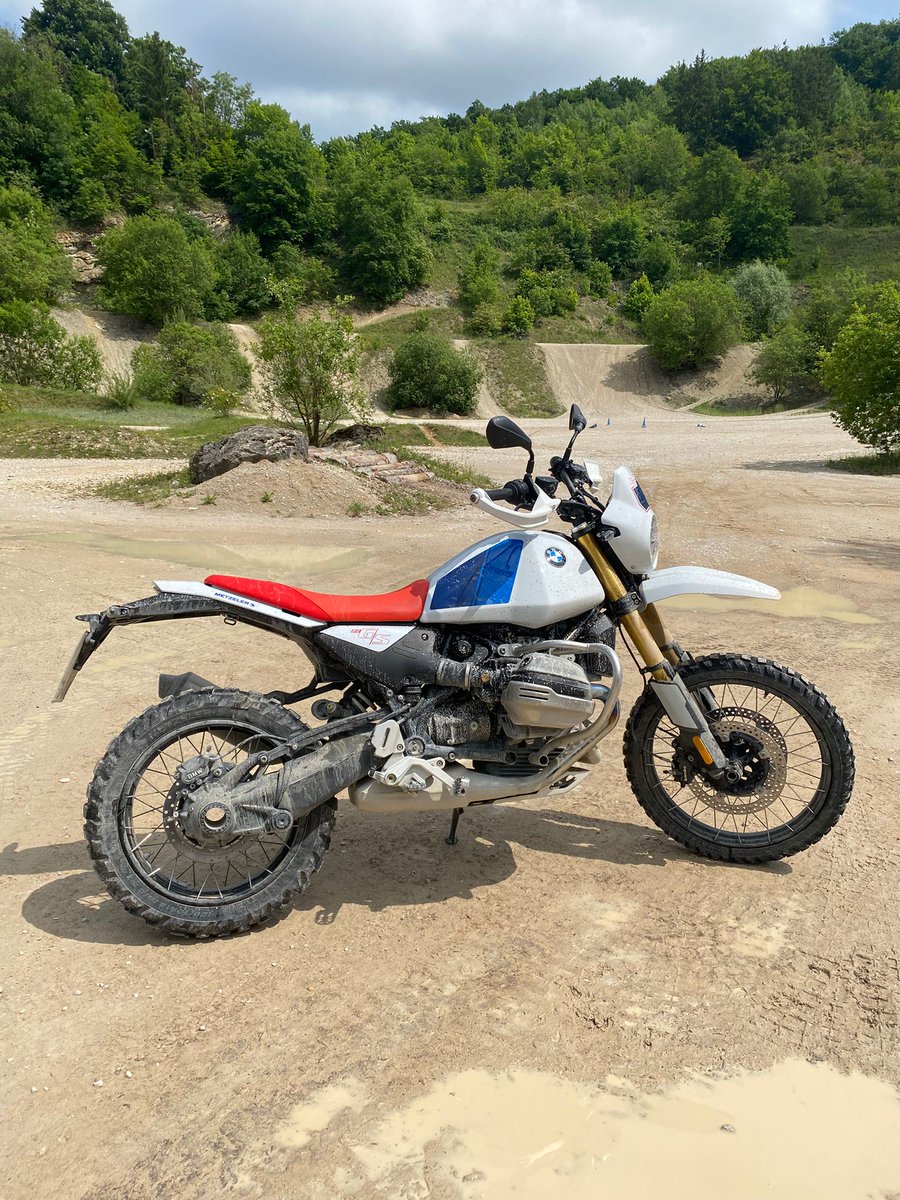 The rain has now cleared in Germany, and it has made the trails prime for riding. What a great day to test-ride the new BMW R 12 G/S.