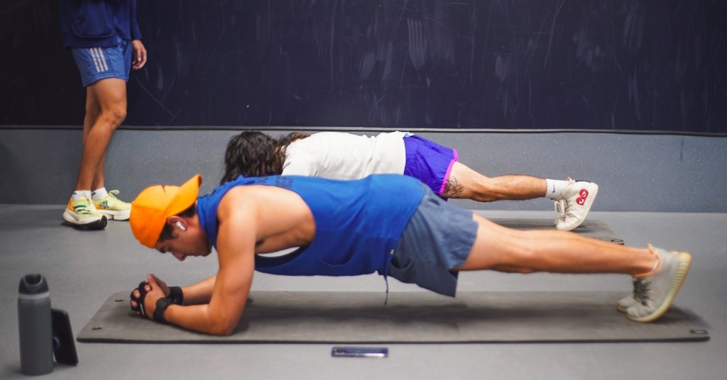 UTSARec's tweet image. Test your endurance and core strength at the Plank Competition on 6/10 from 5-8 PM! 💪🌟 The longest time wins bragging rights and a cool shirt! #UTSA #UTSARec