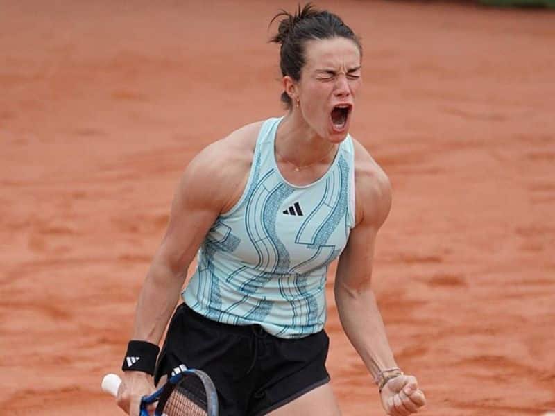 Une française en demie à Rolland? Voilà c’est fait. Bravo à Lois Boisson, 361ème mondiale et wild-card. Exceptionnelle.