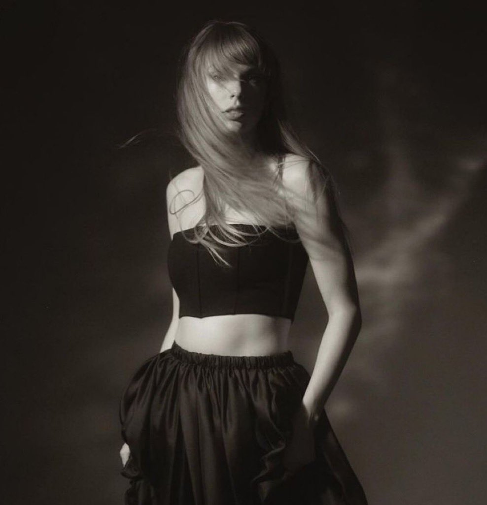 TSUpdating's tweet photo. 🚨| Taylor Swift remains the #1 most-streamed artist on Spotify for a fourth consecutive day! https://t.co/M8vM8ryELA