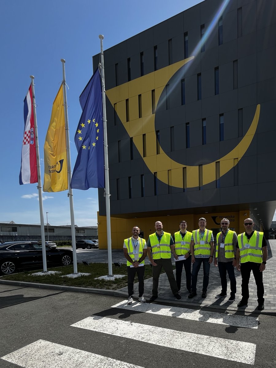 UPU_UN's tweet photo. 📍Zagreb, #Croatia
From June 2-6, UPU postal security experts, Croatia Post & national authorities unite for a #PostalSecurity review. Facility walkthroughs & risk analysis aim to strengthen security protocols, policies & boost resilience across the global mail network. https://t.co/wecIE73fP6