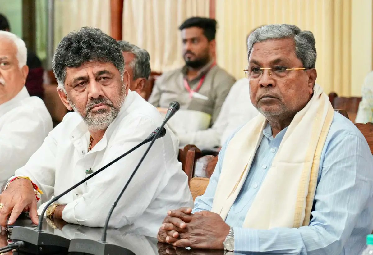 Nobody tried to bury News ❌

Nobody tried to hide Truth ❌

Nobody dumped dead bodies ❌

Immediate relief provided, full attention on best medical facilities, DCM also apologised ✅

Accountability with Empathy —
Karnataka Govt 🫡

#chinnaswamystadium #Stampede