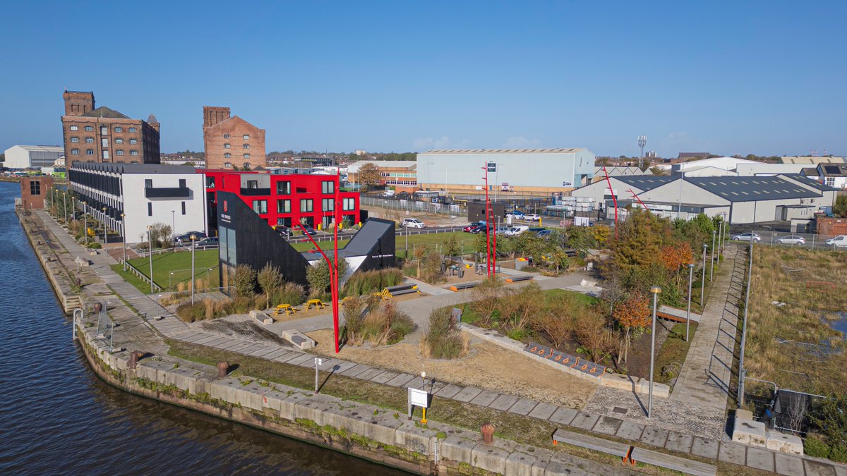 WirralWaters's tweet photo. This week, Redbridge Quay will host two open days, providing a great opportunity to take a look around the stunning show home. Email wallasey@jonesandchapman.co.uk to book:

Thursday 5th June 5-7pm
Saturday 7th June 9.30am–12pm

https://t.co/d3rDT1SUHe https://t.co/bn5YHXnTsK