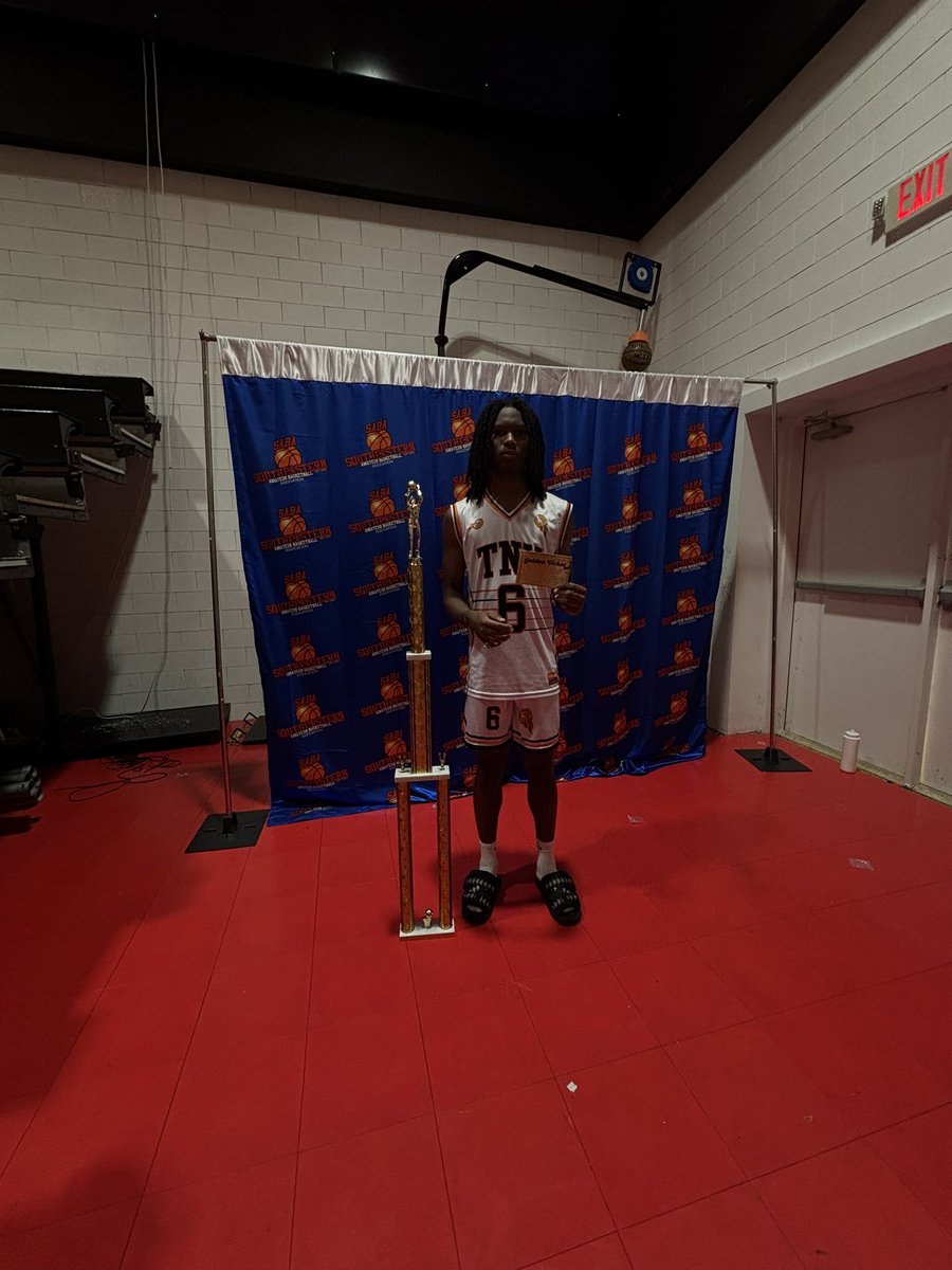 Zeylinthomas's tweet photo. @KevinMoses38 @gobigrecruiting @monticellohoops @CoachDonFriday @CourtTalkSE @CourtTalkSE @NewtonRamsHoops https://t.co/vrxGSQVwZv