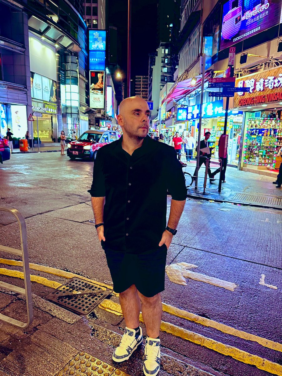 Its my birthday today! 🎉🥳

Celebrating it in Hong Kong 🇭🇰
