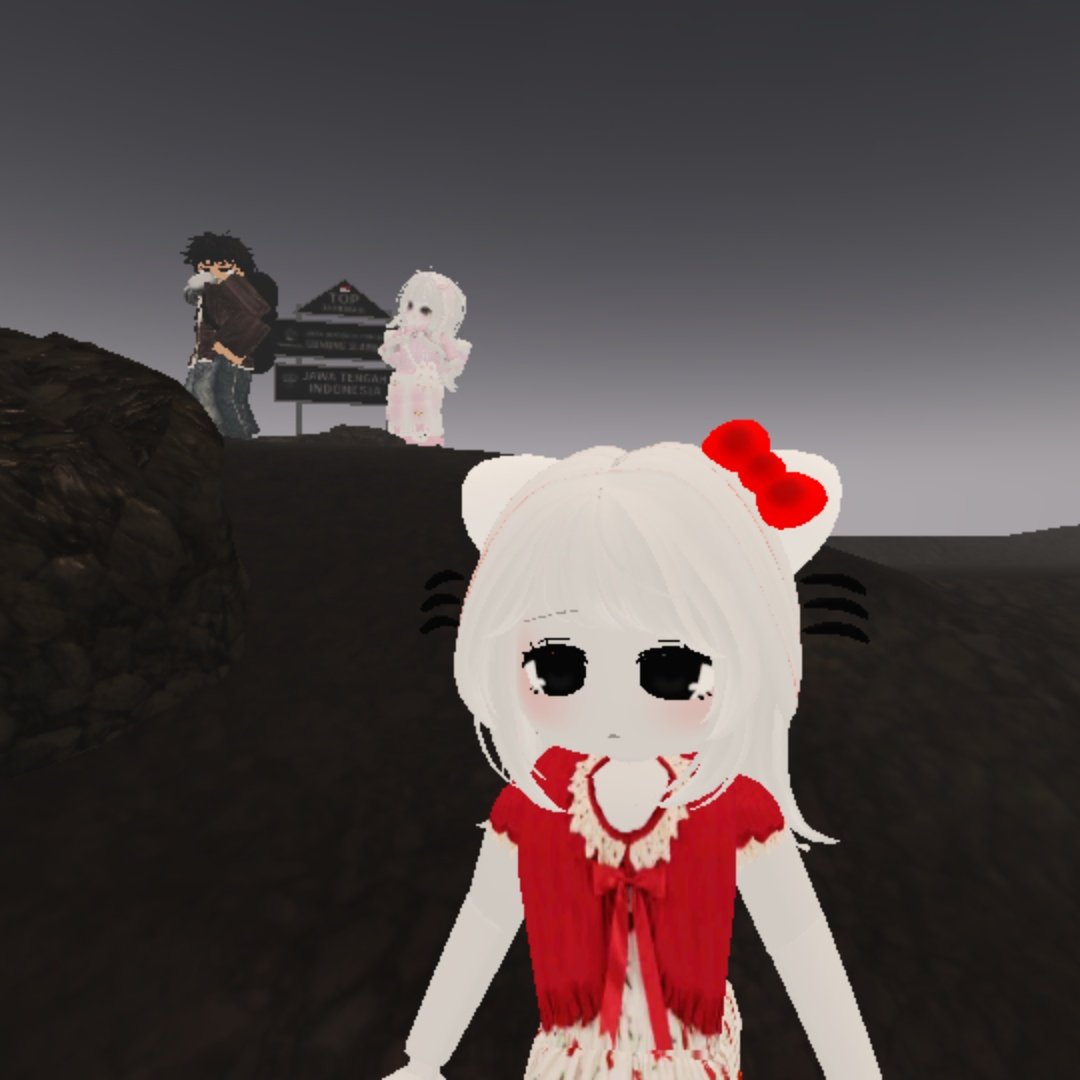 anemoew's tweet image. bayangin, depan muka bgt.