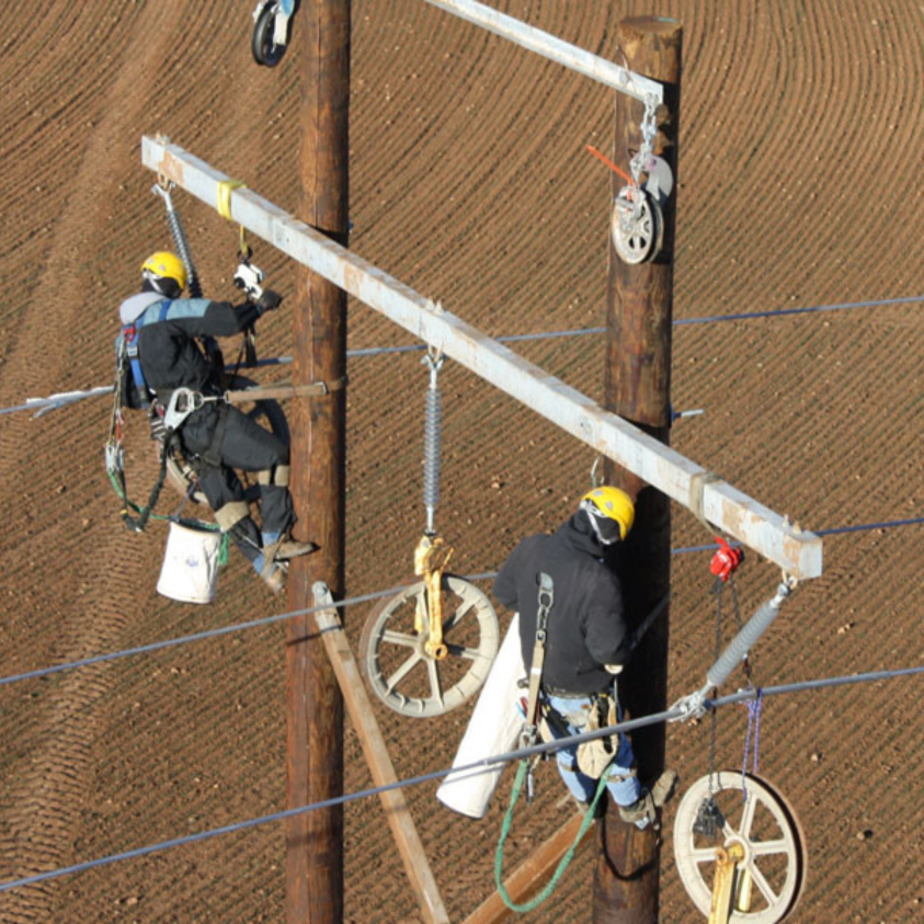 air2llc1's tweet photo. We are experts in energized line maintenance services. ✍️

🔹 Insulator replacement
🔹 Conductor and shield wire repairs
🔹 Damper installation or replacement
🔹 Shield wire connection repairs
🔹 And more...

Contact our team today:
https://t.co/UmF4JVlRwv
.
.
.
#air2 https://t.co/wXlQJ4ePFk