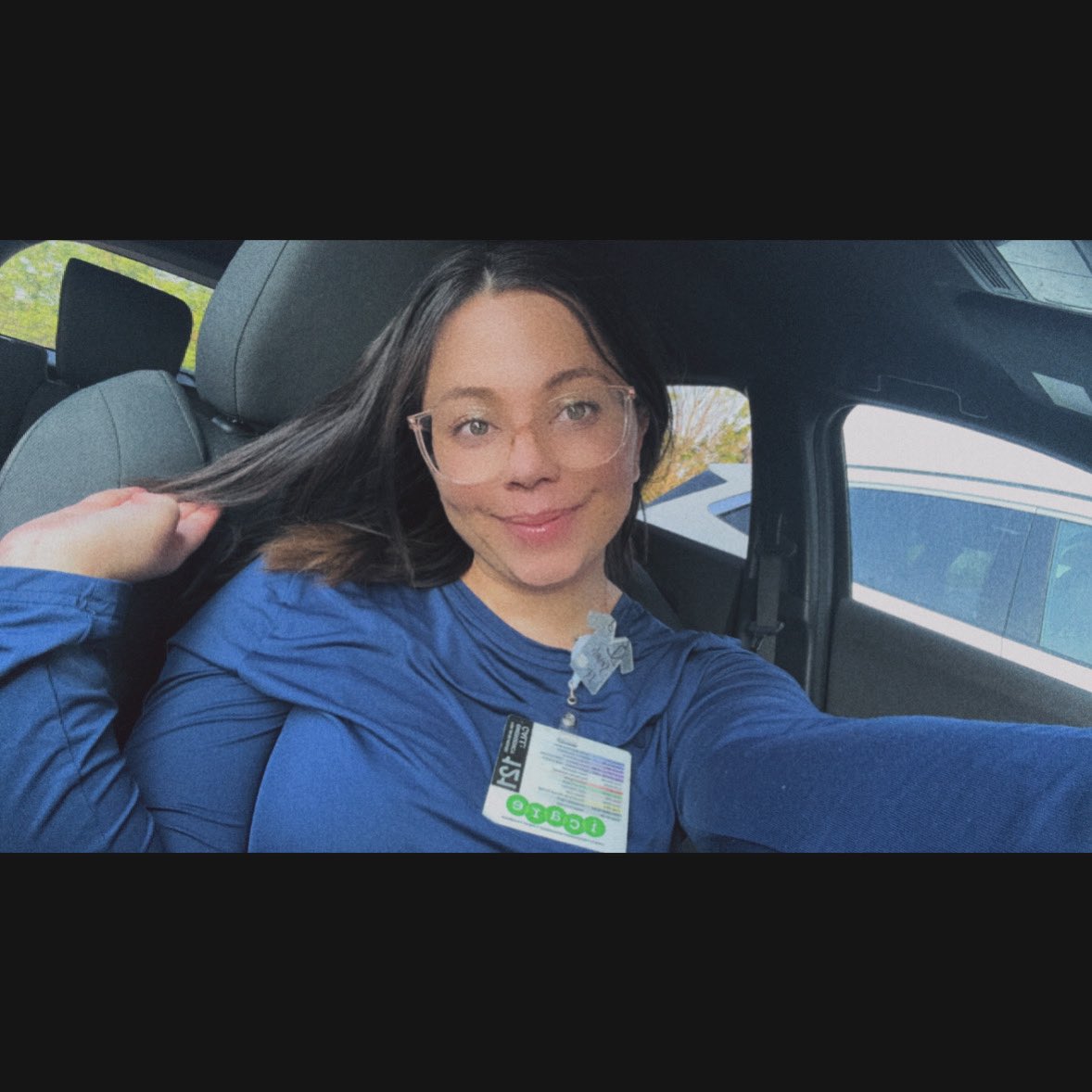 Don’t look at the caption, look at me.