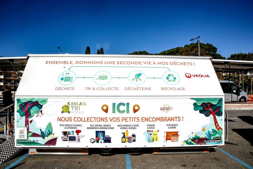 NOTEZ-LE
Vos petits encombrants... vous encombrent ?
♻ Déposez-les au relai Tri Mobile de la <a href="/CACPLOfficiel/">Agglo Cannes Lérins</a> ce samedi 7 juin pour qu'ils soient recyclés 💚😊
📍 De 9h à 14h chemin de Faissole à #Mougins