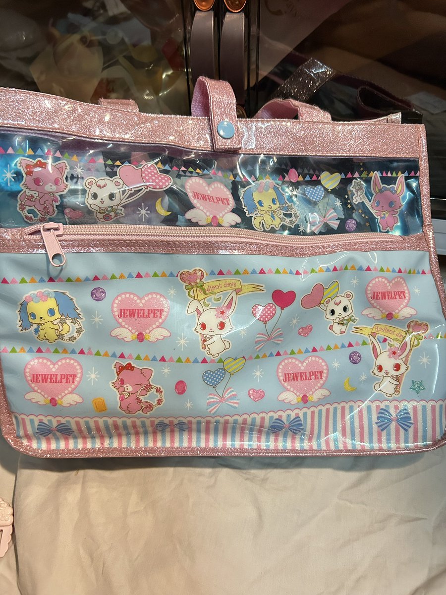 luckydoremii16's tweet photo. กระเป๋าjewelpet เปิดที่490.-
ลงท้ายด้วย0 ยังไม่ได้ราคาขออนุญาตเก็บกลับก่อนน้า https://t.co/dMsnUbdfa7