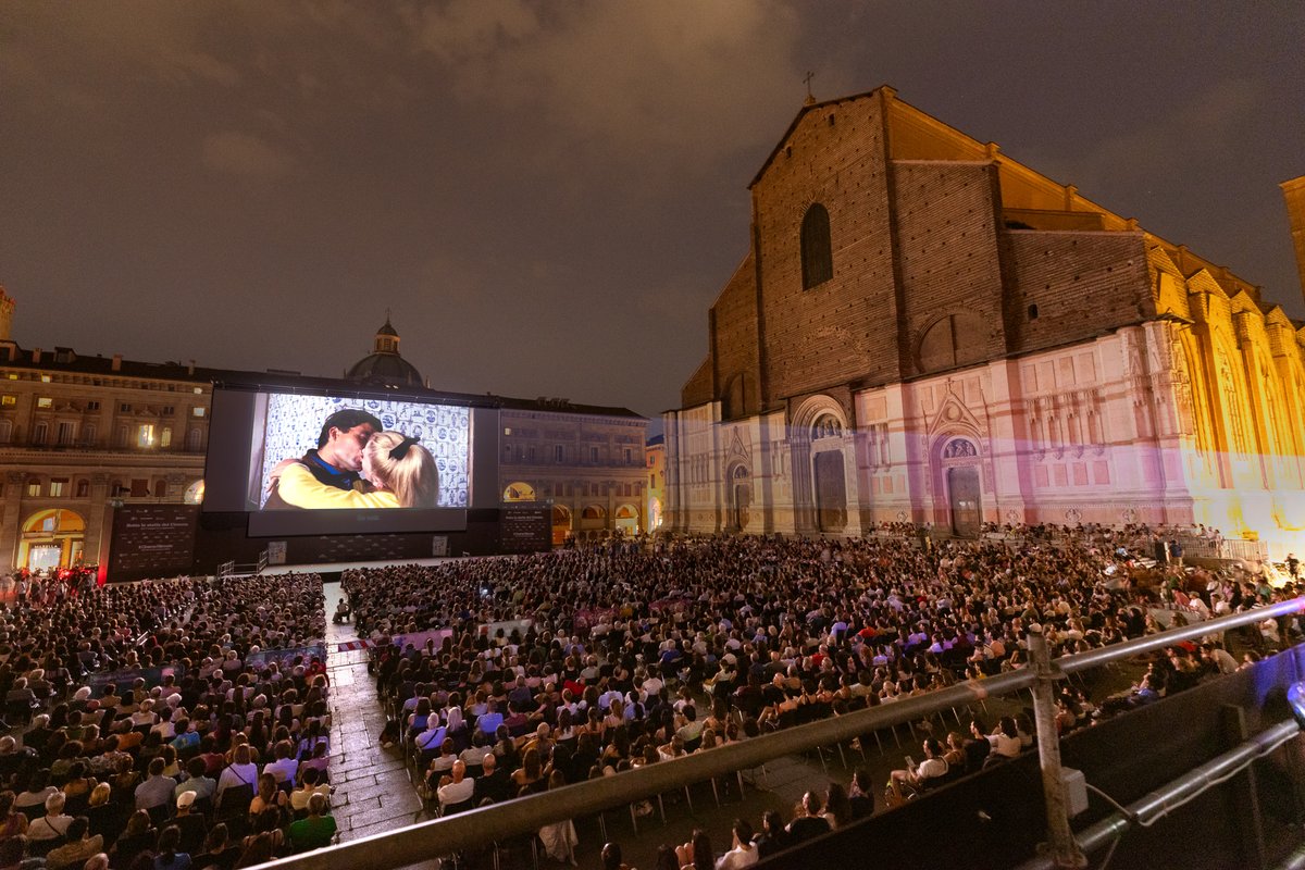 Bologna Welcome (@bolognawelcome) on Twitter photo ❤ Il cuore di #Bologna torna a pulsare di grande #cinema. 🎥A giugno in città prende il via una stagione di #film, proiezioni e #festival pronta ad emozionare i bolognesi e i visitatori👉🏼tinyurl.com/47rw6f2y <a href="/comunebologna/">Comune di Bologna</a> <a href="/turismoER/">inEmiliaRomagna</a> ❤ Il cuore di #Bologna torna a pulsare di grande #cinema. 🎥A giugno in città prende il via una stagione di #film, proiezioni e #festival pronta ad emozionare i bolognesi e i visitatori👉🏼tinyurl.com/47rw6f2y <a href="/comunebologna/">Comune di Bologna</a> <a href="/turismoER/">inEmiliaRomagna</a>