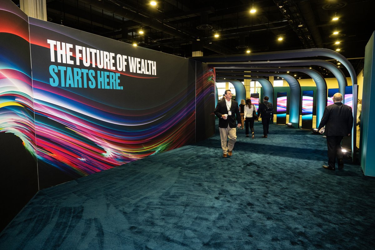 Pershing's tweet image. Inspiring sessions, insightful Bloomberg interviews and robot-made lattes courtesy of Adam 🤖, the energy at @BNYglobal #realinsite is truly electric!⚡️⚡️⚡️
Here are just a few highlights from day one and two 📸: